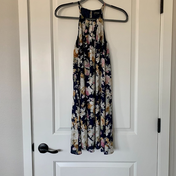 TCEC Dresses & Skirts - Womens TCEC Blue Floral Dress